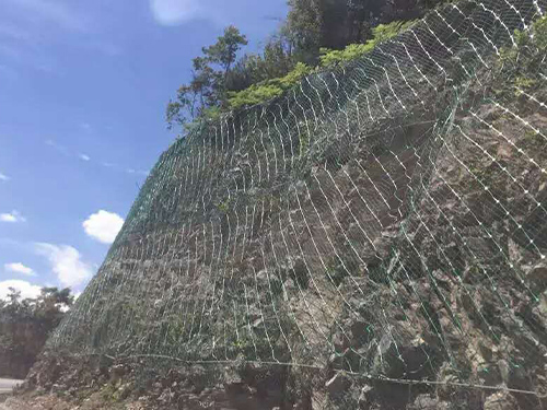 边坡挂网施工